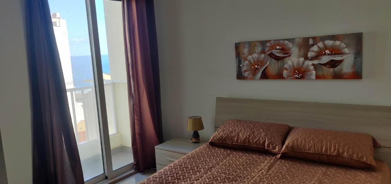 Seron Apartment 3 St. Paul's Bay Buitenkant foto